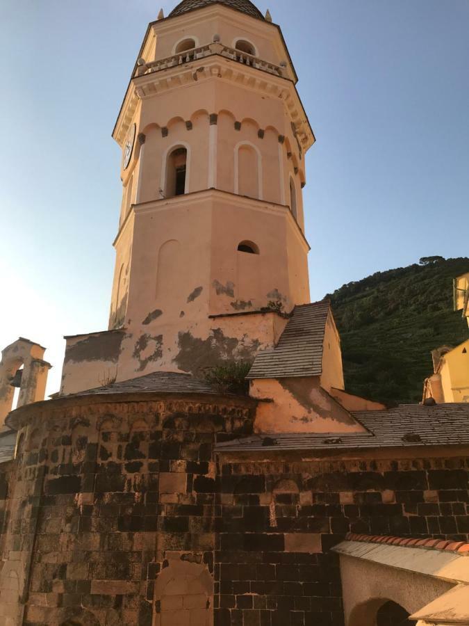 Candidina Vernazza Kültér fotó